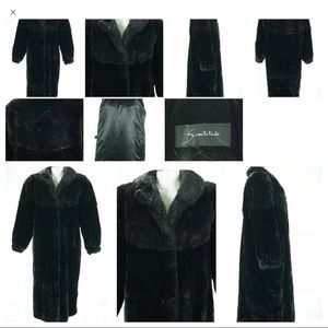 🔥FIERCE FAUX FUR COAT🔥